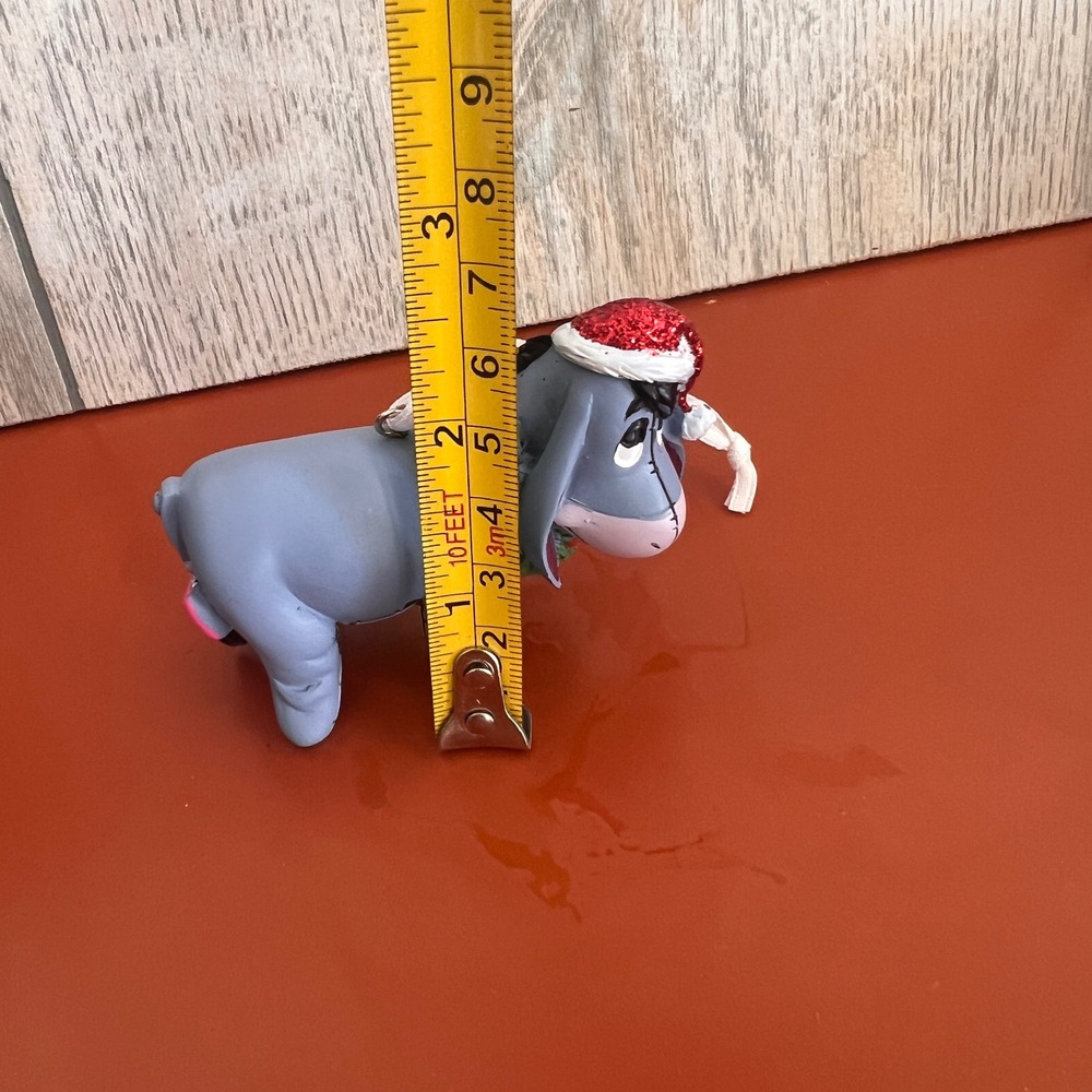 Disney Eeyore Christmas Ornament Winnie the Pooh Santa Hat Wreath Resin Grey - Picture 5 of 5